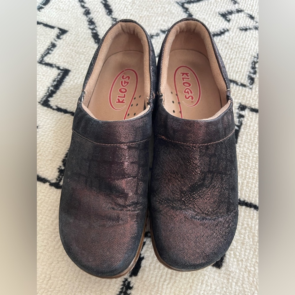 Klogs shoes size 8